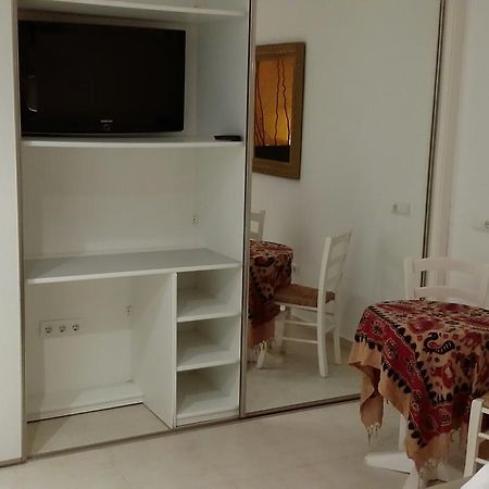 Apartamentos Colomar サンタ・エウラリア・デス・リウ エクステリア 写真