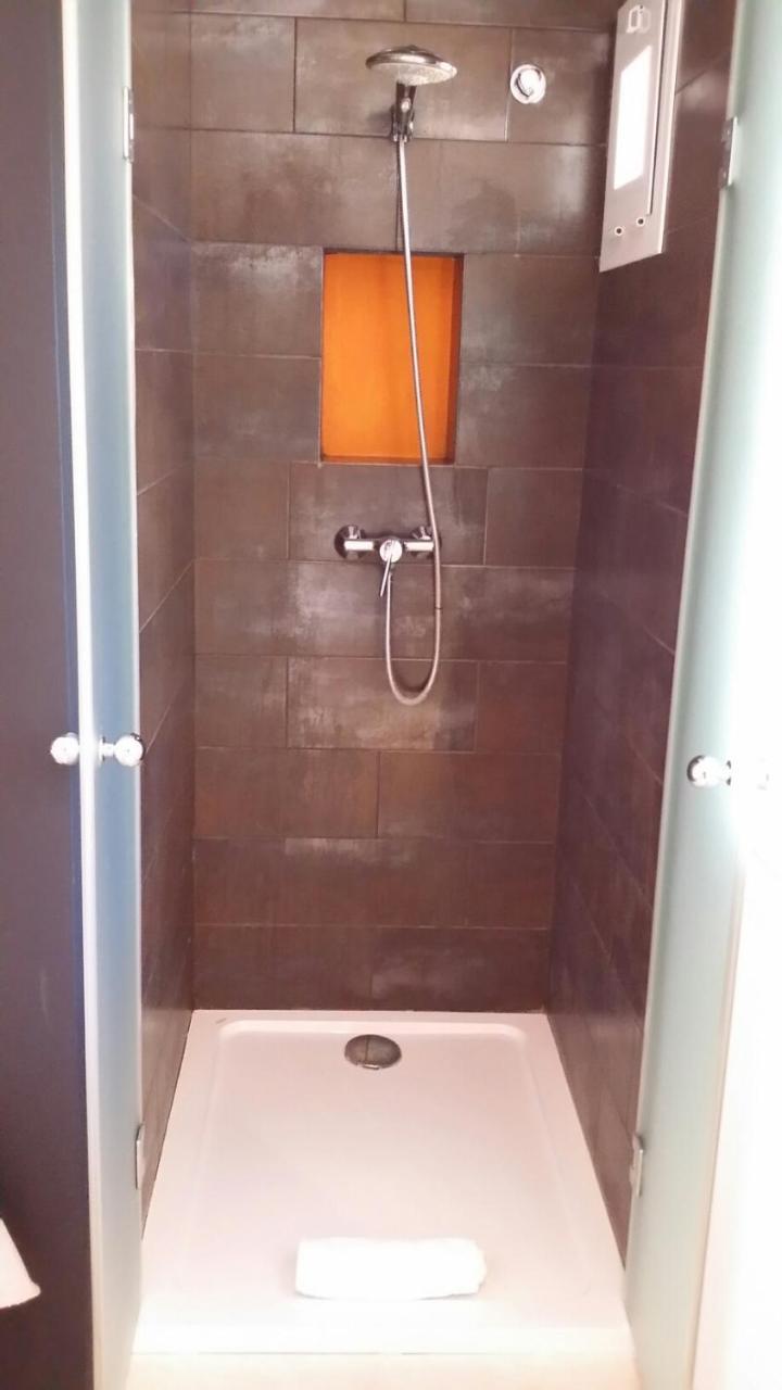 Apartamentos Colomar サンタ・エウラリア・デス・リウ 部屋 写真